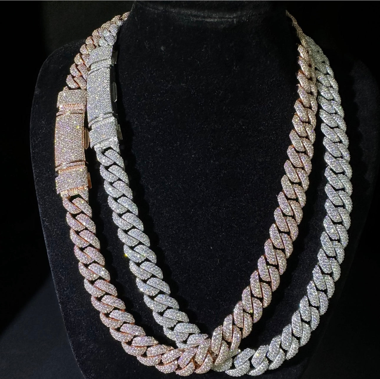 14MM Miami Cuban Necklace
Moissanite Diamond